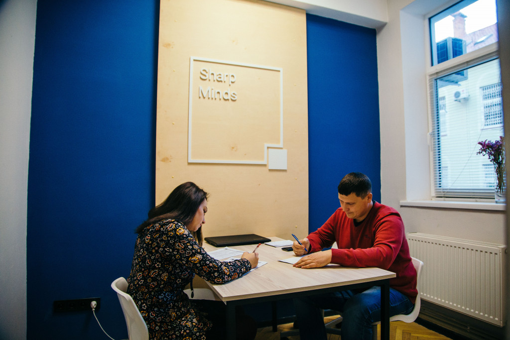 Sharpminds english classes
